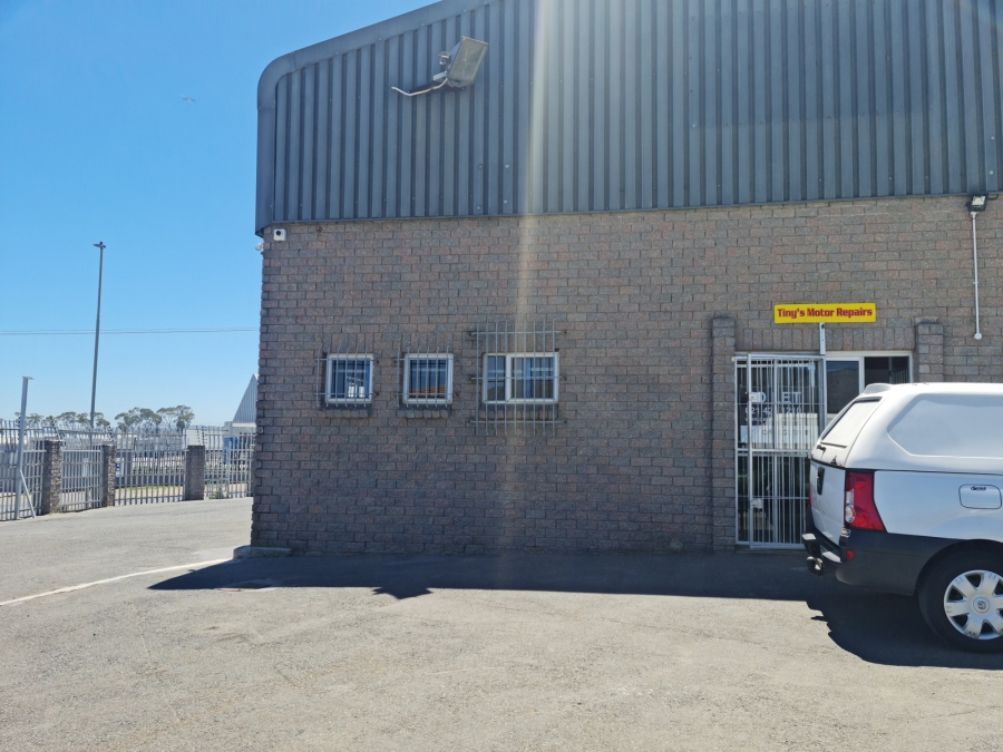 To Let commercial Property for Rent in Broadlands Park Western Cape